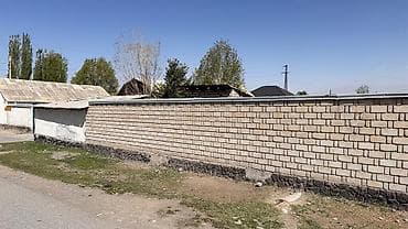 пекарь бишкек: Продается жилой дом с просторным двором и отдельным остекленным — 8