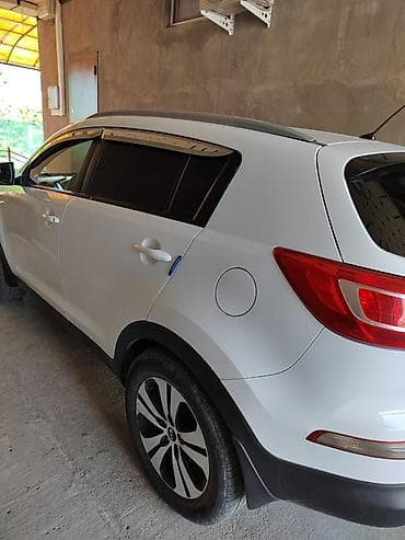 Транспорт: Kia Sportage: 2012 г., 2 л, Автомат, Дизель, Кроссовер — 5