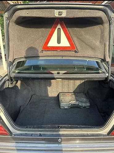 митсубиси спаке стар: Mercedes-Benz W124: 1993 г., 2.2 л, Механика, Газ, Седан — 5