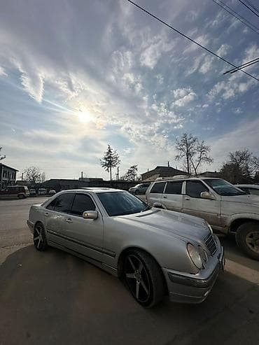 210 белый: Mercedes-Benz E-Class: 2001 г., Автомат, Бензин, Седан — 2