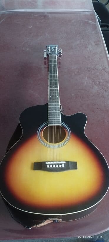 Срочно продается гитара акустическая at lalafo.kg Срочно продается гитара акустическая