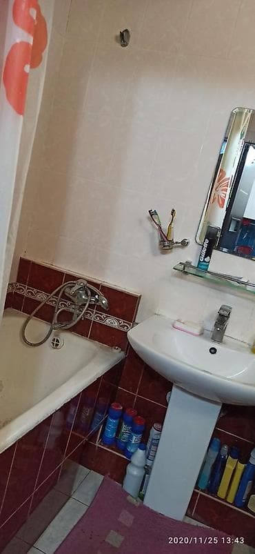 саан уй: Дом одноэтажный с утеплённым фасадом и шиферный крышей . Снаружи — 10