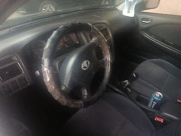 мото сатылат: Toyota Avensis: 2000 г., 1.8 л, Кол менен иштөөчү, Бензин, Универсал — 3