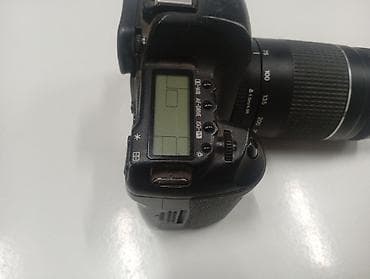 Зеркальная фотокамера Canon EOS 5D Mark II с объективом Canon EF