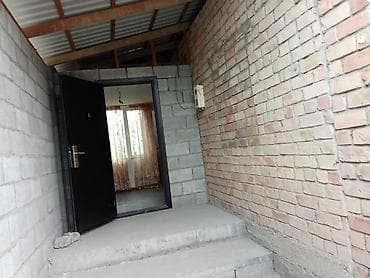 ищу квартиру или дом: Жилое помещение в отдельно стоящем строении с закрытым двором. - — 4