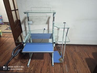 стеклянные компьютерные столы: Продам компьютерный столик металический каркас стеклянный стол и — 5