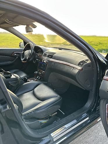 рассматриваю варианты: Mercedes-Benz S-Class: 1999 г., 5 л, Автомат, Бензин, Седан — 2