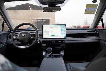 rav 4 2018: Toyota RAV4: 2025 г., 2 л, Автомат, Бензин, Кроссовер — 3