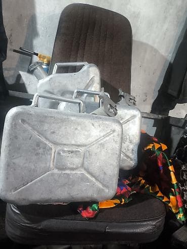 алюминиевая канистра: Канистра 10 л — 1