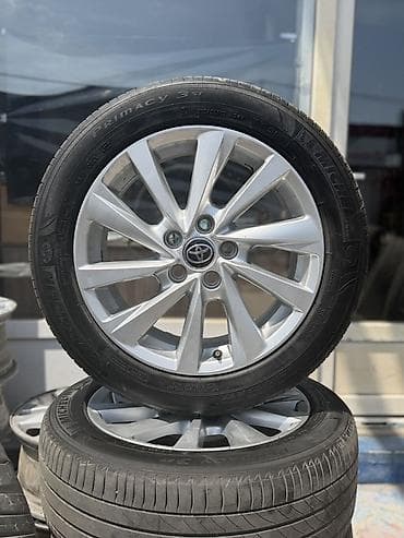 Колеса в сборе 215 / 55 / R 17, Лето, Б/у, Комплект, Легковые, Литые, отверстий - 5
