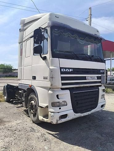 Тягач, DAF, 2011 г., Тентованный