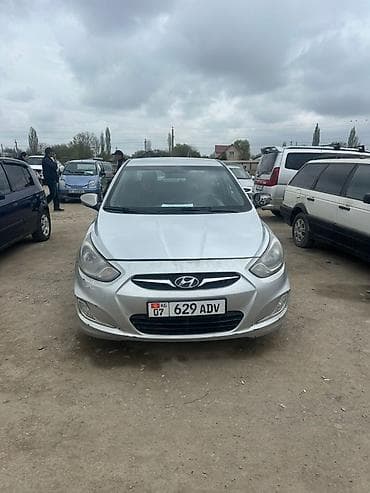 Транспорт: Hyundai Accent: 2011 г., 1.6 л, Механика, Бензин, Седан — 9