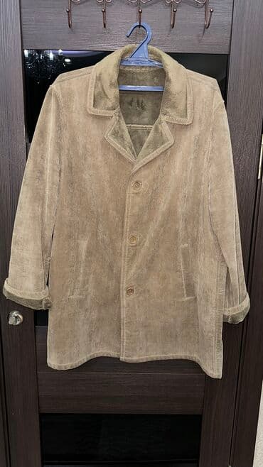 Мужская одежда: Продаю мужскую дублёнку Осень/Весна.В хорошем состоянии!Размер 52.Цена — 1