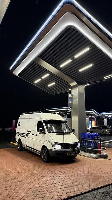 хово 15 t: Легкий грузовик, Mercedes-Benz, Стандарт, 3 т, Новый — 1