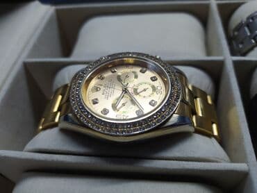срочно продаю в связи с переездом: Продаю женские наручные часы Rolex Daytona Реплика хорошего качества — 3
