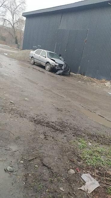 мтз 82 цена бу россия: Volkswagen Vento: 1996 г., Механика, Бензин, Седан — 2