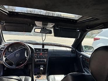 музыка в авто: Mercedes-Benz C-Class: 2000 г., 2.3 л, Автомат, Газ, Седан — 9