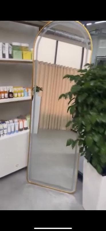выставочные стенды: Торговое оборудование для магазина косметики/аксессуаров Комплект — 2