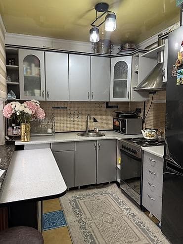 квартира центральная мечеть: 3 комнаты, 62 м², 104 серия, 2 этаж, Косметический ремонт — 5