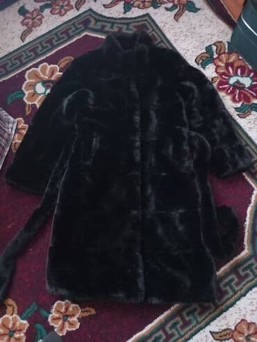 бу чехол: Шуба 
Размер М 42.44
3000 — 2