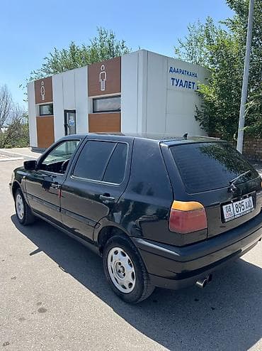 Volkswagen: Volkswagen Golf: 1996 г., 1.8 л, Механика, Бензин, Хэтчбэк — 3