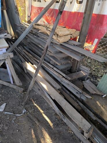 стол и стулья для кухни бишкек: Строительный пиломатериал (разнокалиберный) - Набор досок и брусков — 2