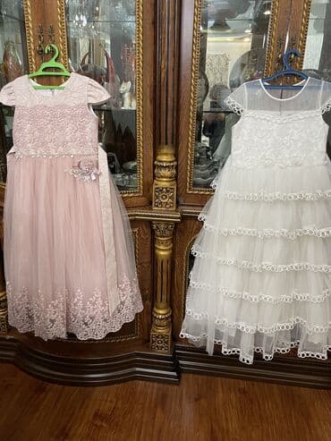 продаю связи с переездом: Детское платье, цвет - Белый, Б/у — 1