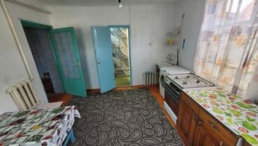 фатьянова горький: Сдаём пол дома. Вход, двор отдельно. 3 комнаты. В доме душ,туалет — 2