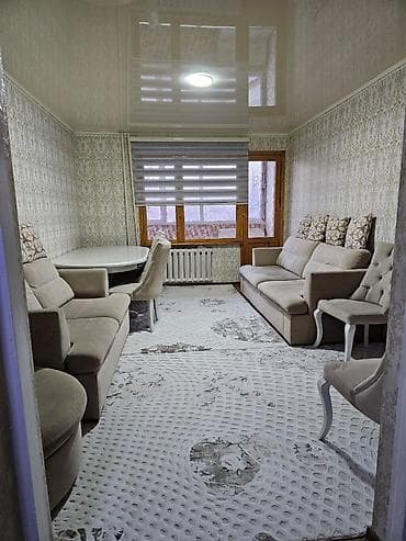 магазином: 3 комнаты, 71 м², Индивидуалка, 3 этаж, Косметический ремонт — 2