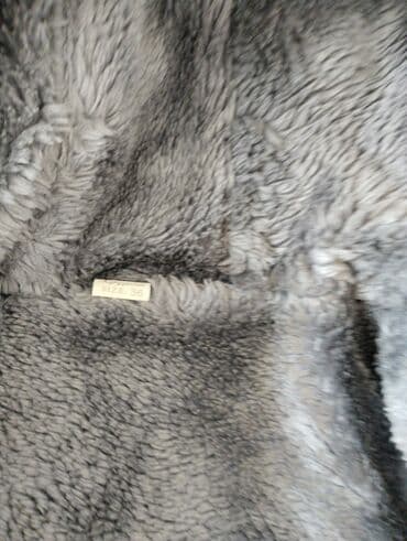 спортивное оборудование: Продаю детскую курточку на девочку4,5 лет — 3