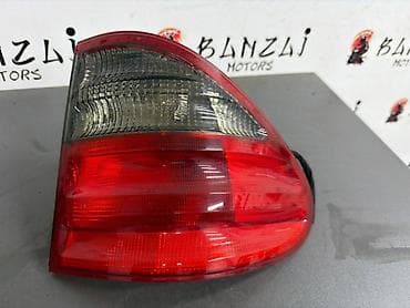 e500 124: Задний правый стоп-сигнал Mercedes-Benz 2000 г., Б/у, Оригинал, Япония — 1