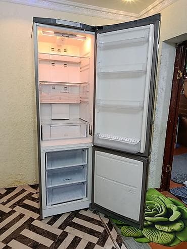 16 max: Холодильник Hotpoint Ariston, Б/у, Двухкамерный, No frost, 60 * 200 * 60 — 9
