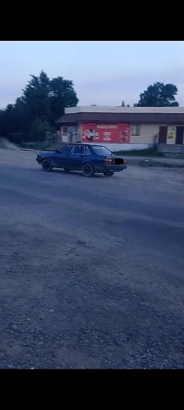 Продажа авто: Audi 80: 1985 г., Седан — 8