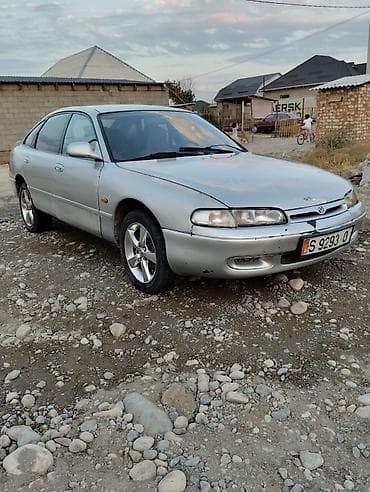 Mazda 626: 1995 г., 2 л, Кол менен иштөөчү, Бензин, Хетчбек