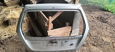 Крышка багажника Subaru, 2004 г., Б/у, Оригинал — 5