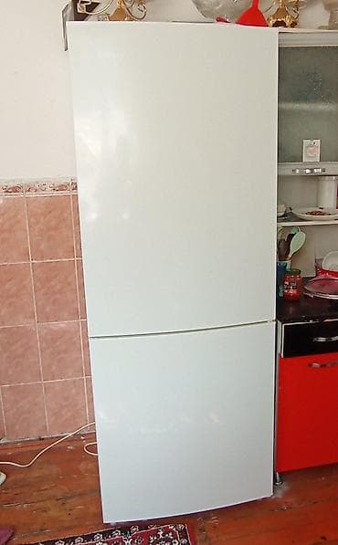 freezer: Холодильник Atlant, Б/у, Двухкамерный, De frost (капельный), 70 * 1 * 70 — 1