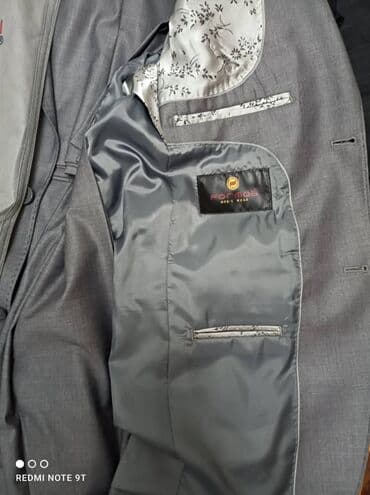 Киреге берилүүчү кийимдер: Костюм мужской, Турция, надевали два раза, состояние нового. Размер — 3