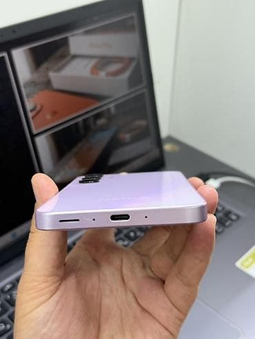 дином: Samsung Galaxy A35, Б/у, 256 ГБ, цвет - Фиолетовый, 2 SIM — 4