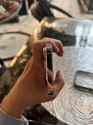 iphone 13 белый: IPhone 13 Pro, 128 ГБ, Серебристый, Чехол, 85 % — 2