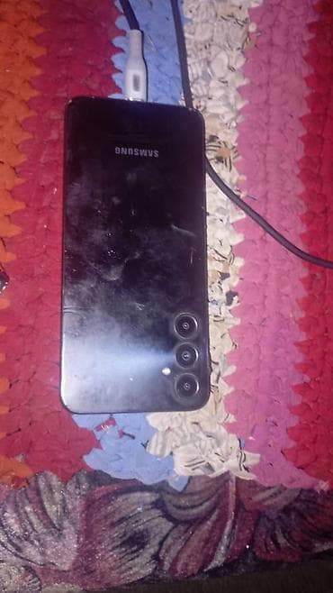 Уюлдук телефондор жана аксессуарлар: Смартфон Samsung Galaxy A05s, память 128 ГБ. ПРОДАЮ СРОЧНО ЗА 5000 — 3