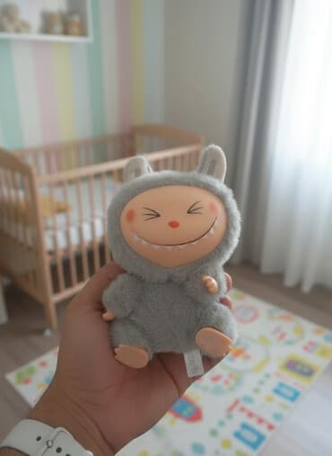 кемин ак бекет: Мягкий брелок-игрушка «Зайчик» - Компактный размер: примерно с — 2