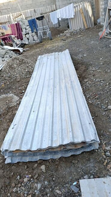 плитка напольная: Металлочерепица. Толщина - 2,5 и 3
Длина - 4 и 5м. Есть 70 м2.
Торг — 1