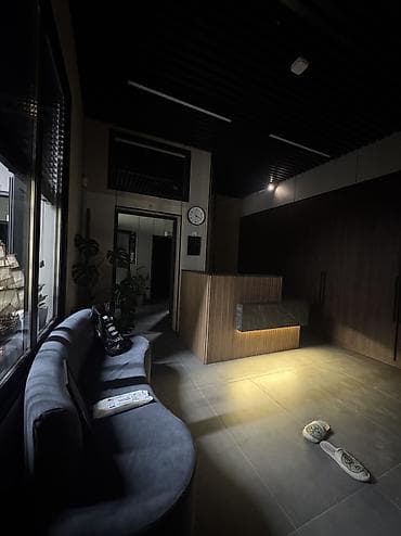 туалет жасайбыз: Кеңселерди ижаралоо, 15 м², Өзүнчө кире бериши менен — 9