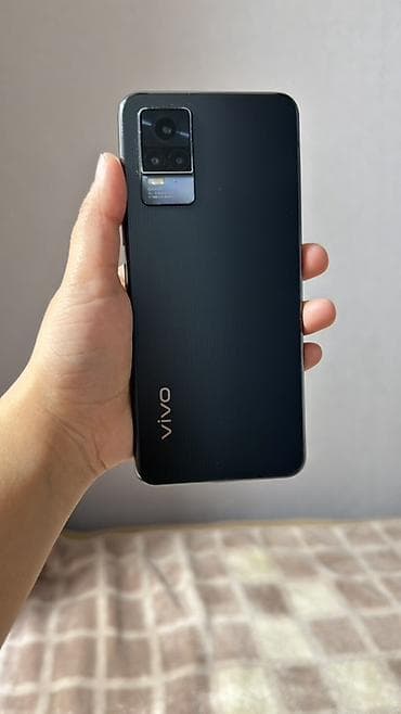 oppo reno 5 lite: Vivo V21e, Б/у, 128 ГБ, цвет - Черный, 2 SIM — 1