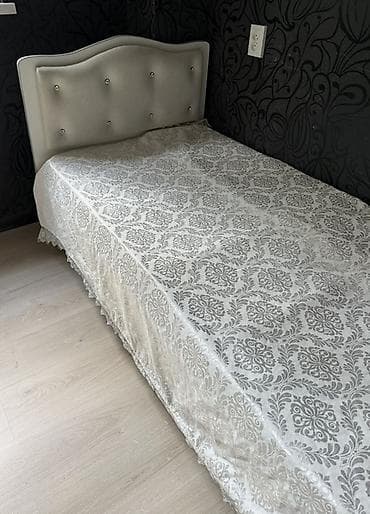 купить пуфик в спальню: Спальный гарнитур, Шкаф, цвет - Белый — 1