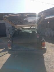 фит универсал: Volkswagen Passat Variant: 1989 г., Механика, Универсал — 3