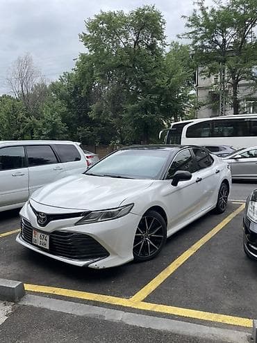 спойлео: Toyota Camry: 2018 г., 2.5 л, Автомат, Бензин, Седан — 1