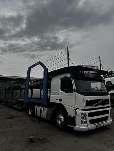 volvo robot: Тягач, Volvo, 2002 г., Трал — 2
