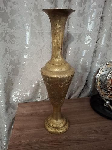 Продаю индийскую латунную вазу, 34 см