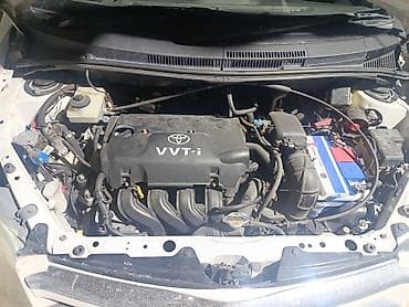 Продажа авто: Toyota Ist: 2003 г., 1.5 л, Автомат, Газ, Хэтчбэк — 8